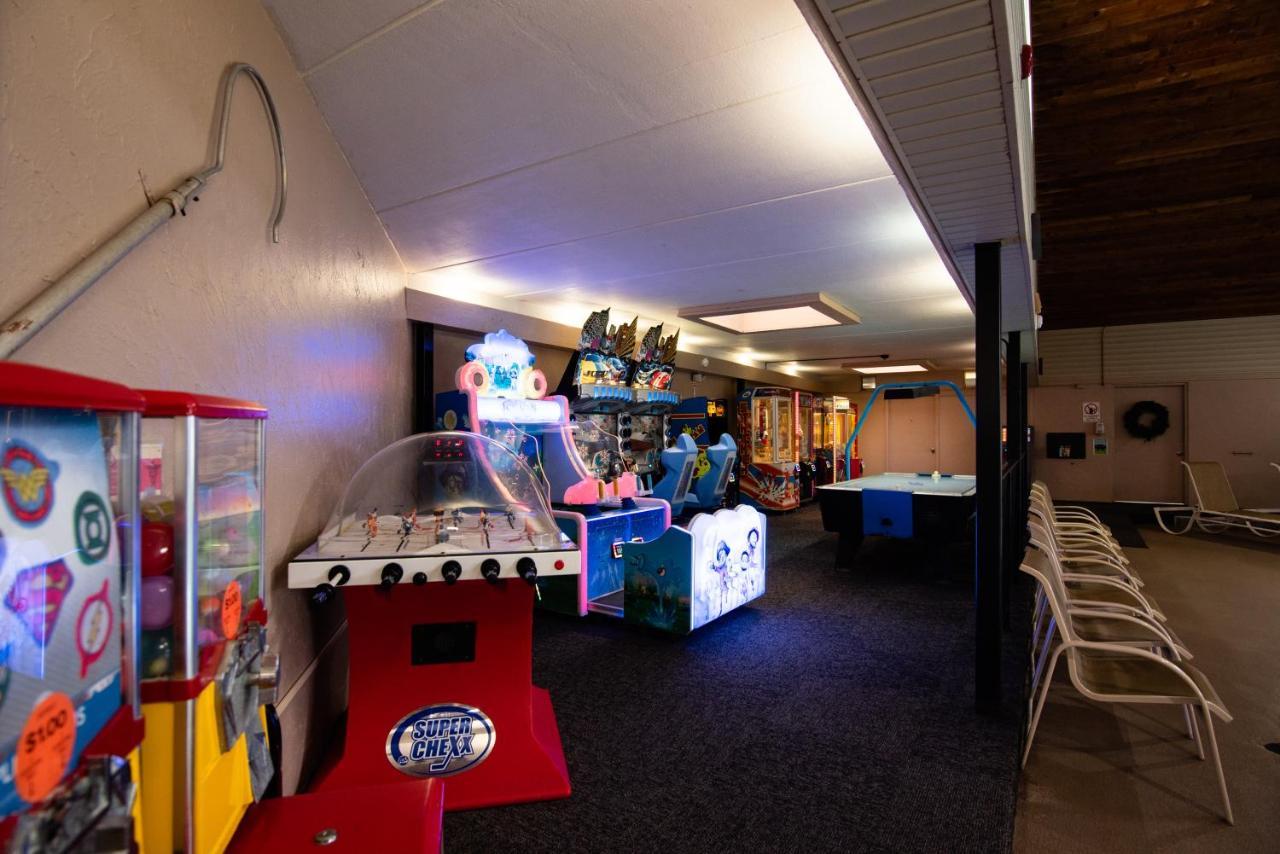 Best Western Plus Plattsburgh Buitenkant foto